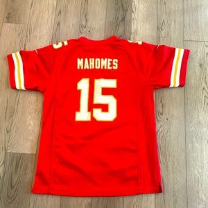 Patrick Mahomes Nike youth XL Kansas City Chiefs jersey